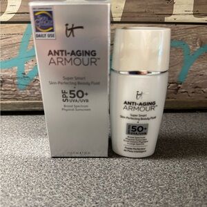 IT Cosmetics Anti-Aging Armour SPF 50+ Primer